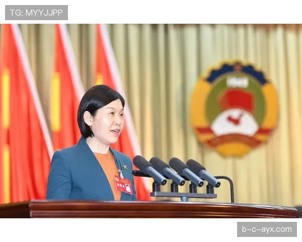 加布里埃尔·马加利亚伊斯呼吁全球聚焦气候变化，强调共同行动刻不容缓