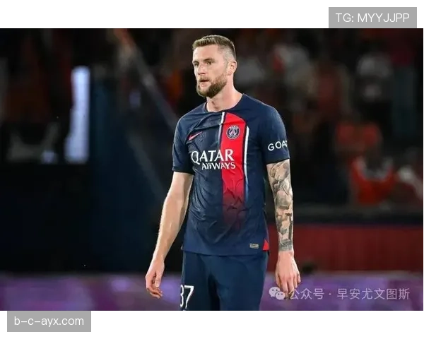 什克里尼亚尔攻防两端表现抢眼,成球队后防中坚 什克里尼亚尔攻防两端表现抢眼,成球队后防中坚