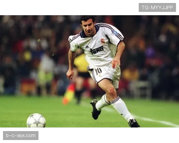 菲戈职业生涯数据解析:辉煌成就铸就足坛传奇地位 菲戈职业生涯数据解析:辉煌成就铸就足坛传奇地位